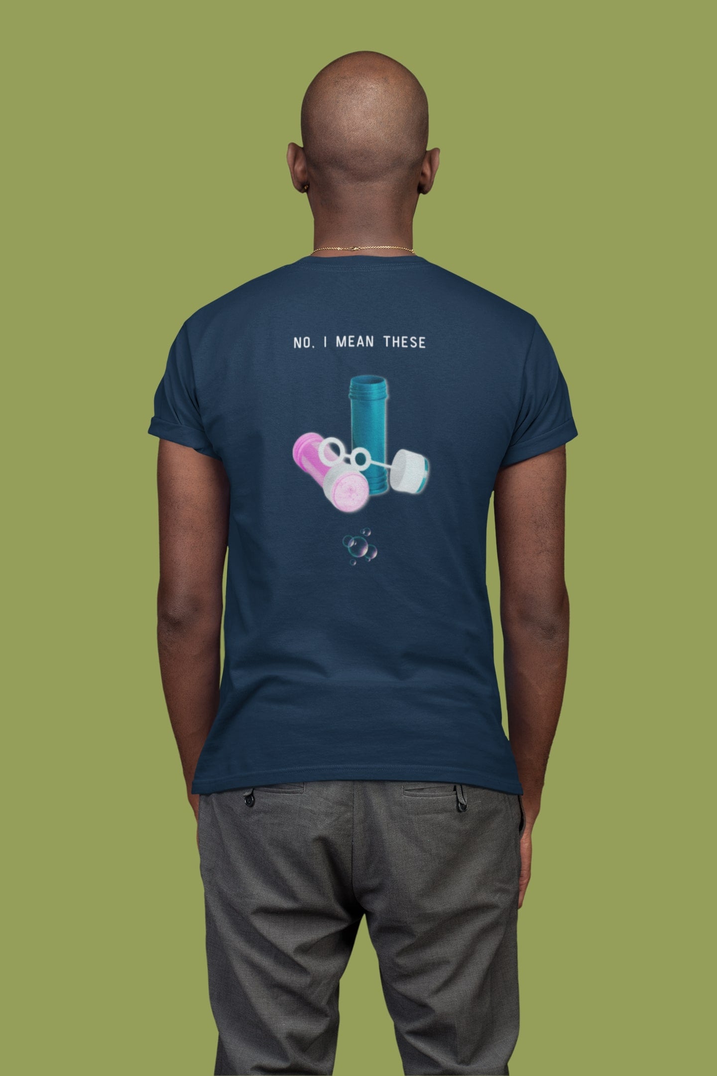 Bubbels of bellenblazen. Maak mensen aan het lachen door jeugdsentiment en herkenning. Eco-friendly biologisch katoen. Kleur: French Navy