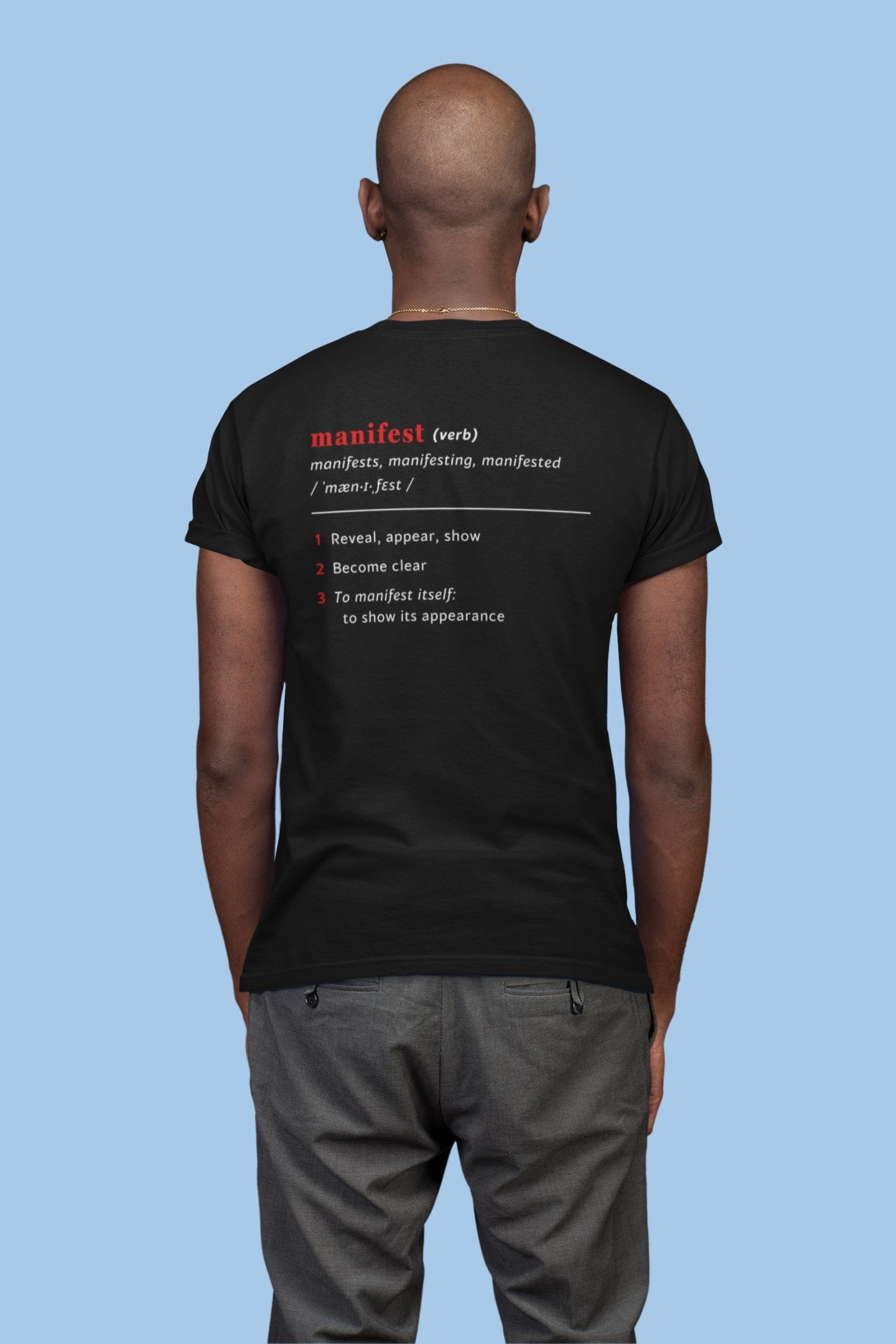 Good Thoughts Centre T-shirt - achterzijde: Definitie van manifesteren (Engels). Zonder logo. Kleur: Black