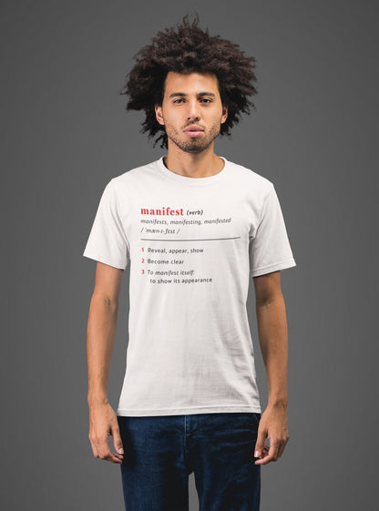 Good Thoughts Centre T-shirt - voorzijde: Definitie van manifesteren (Engels). Zonder logo. Kleur: Off White