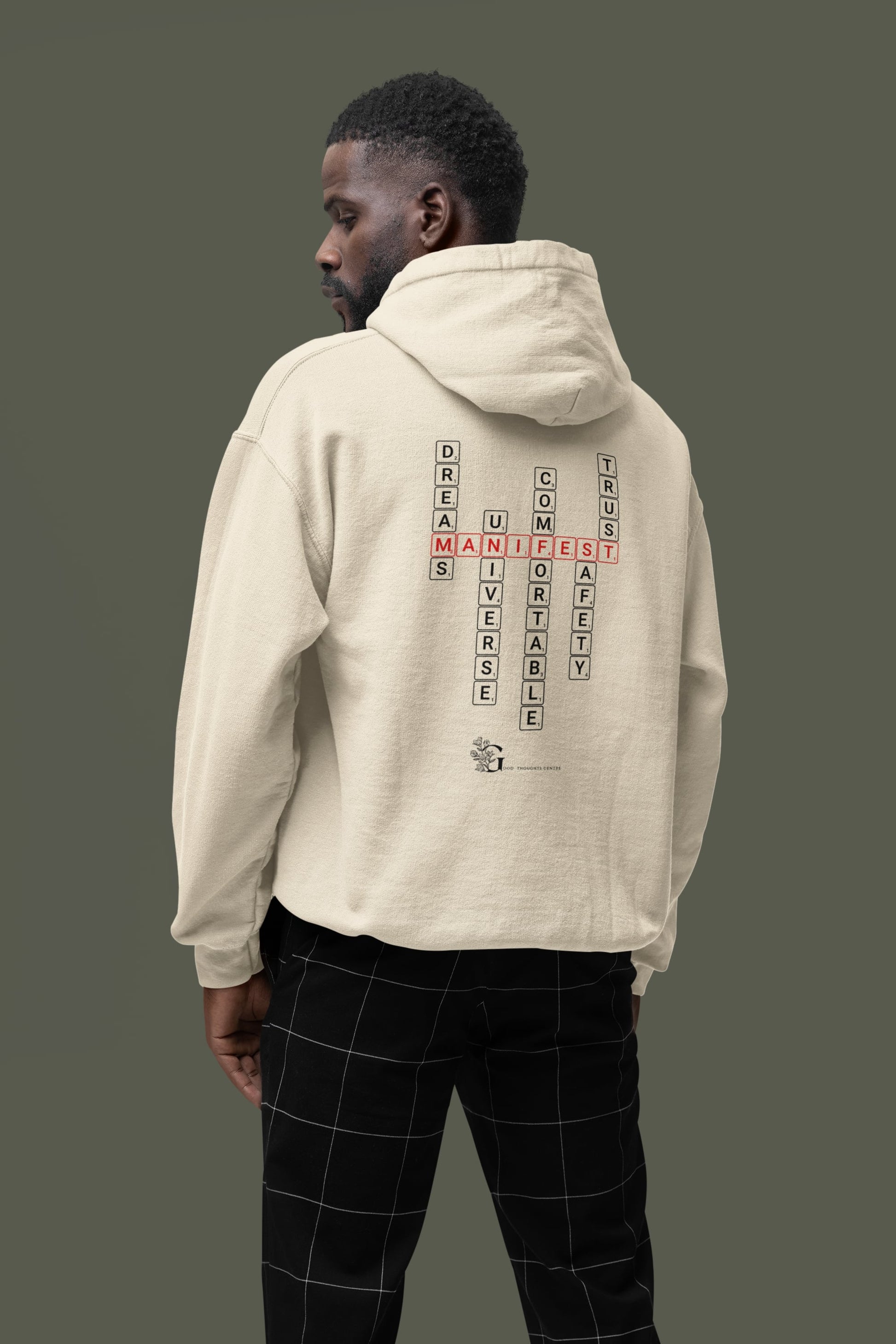 Good Thoughts Centre Sweater - Achterzijde: Scrabble manifesteren (Engels) & GTC logo. Kleur: Natural Raw