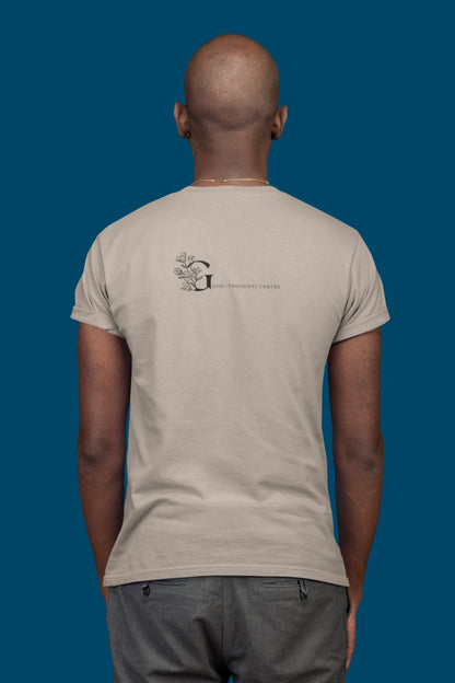 Good Thoughts Centre T-shirt - Achterzijde: GTC Logo. Kleur: Desert Dust
