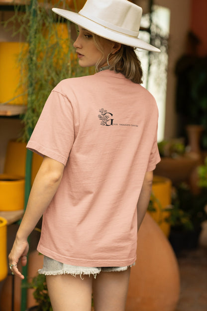 Good Thoughts Centre T-shirt - Achterzijde: GTC Logo. Kleur: Fraiche Peche