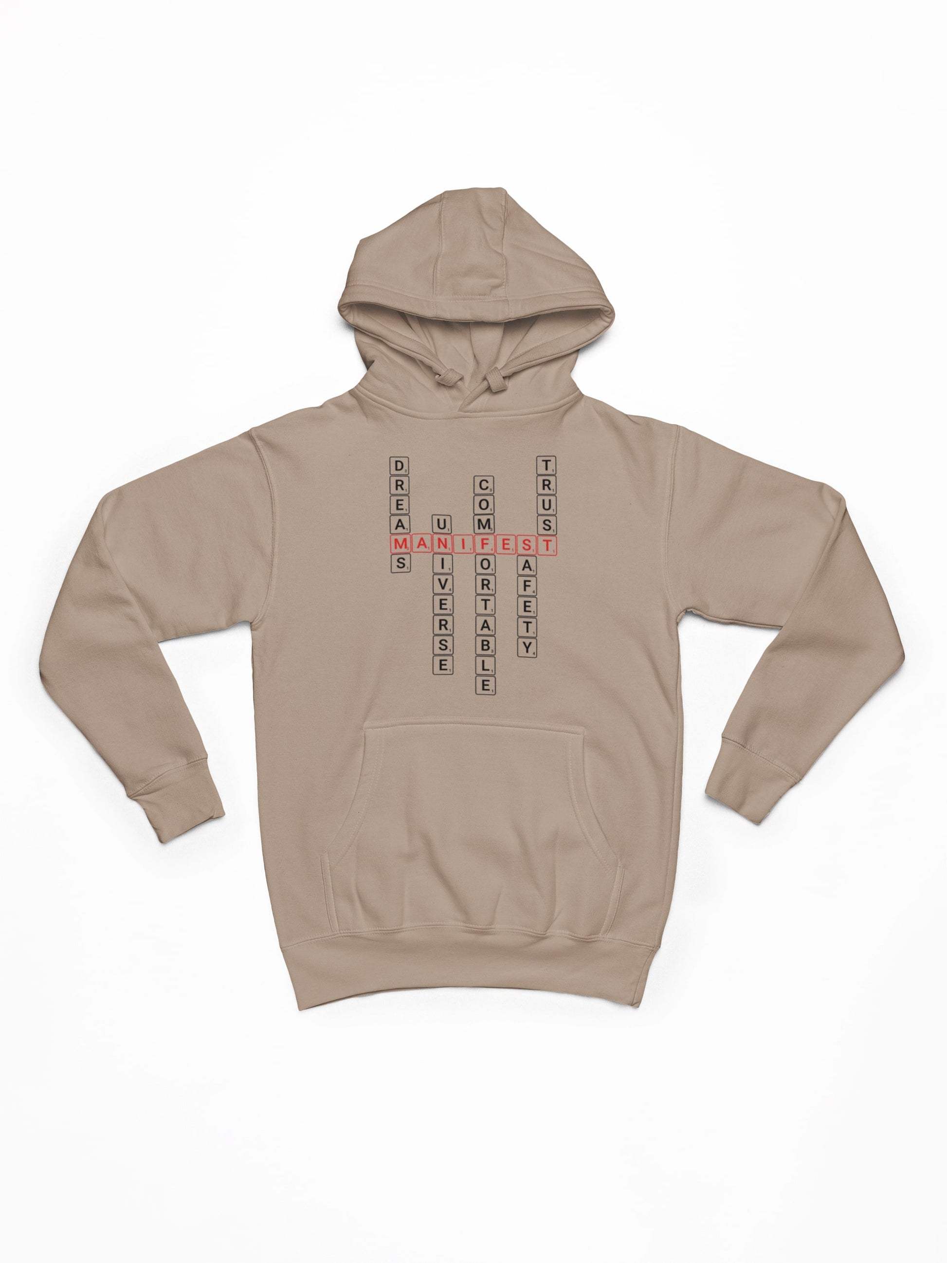 Good Thoughts Centre Hoodie - Voorzijde: Scrabble manifesteren (Engels). Kleur: Desert Dust