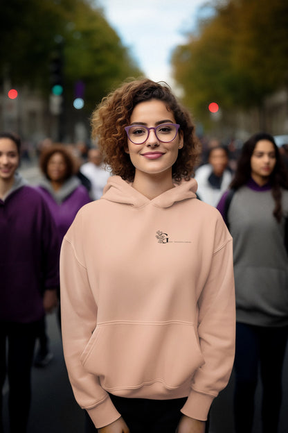 Good Thoughts Centre Hoodie Scrabble - Voorzijde: Logo GTC. Kleur: Fraiche Peche