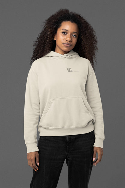 Good Thoughts Centre Hoodie Scrabble - Voorzijde: Logo GTC. Kleur: Natural Raw
